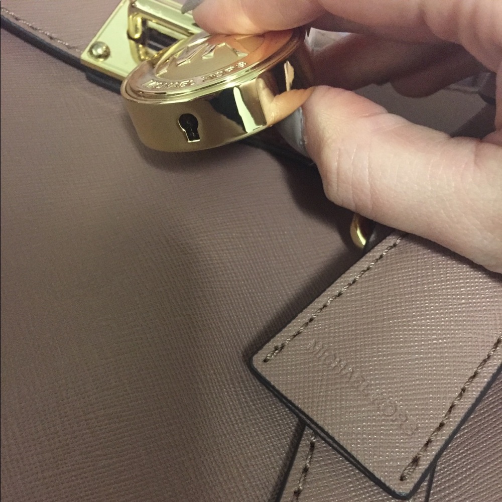 Mk Hamilton - image 1